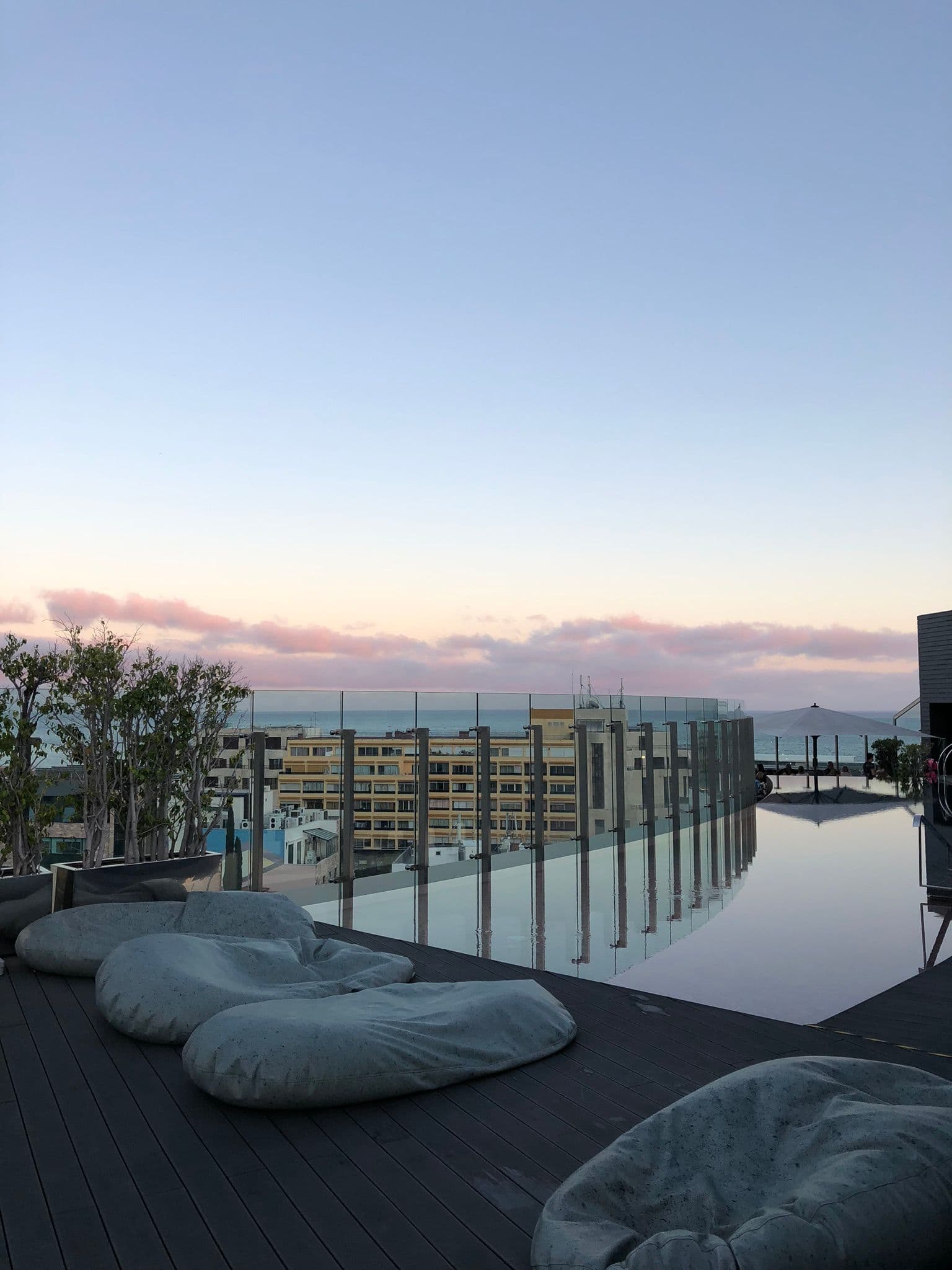 Image 1 of The Vine Hotel.