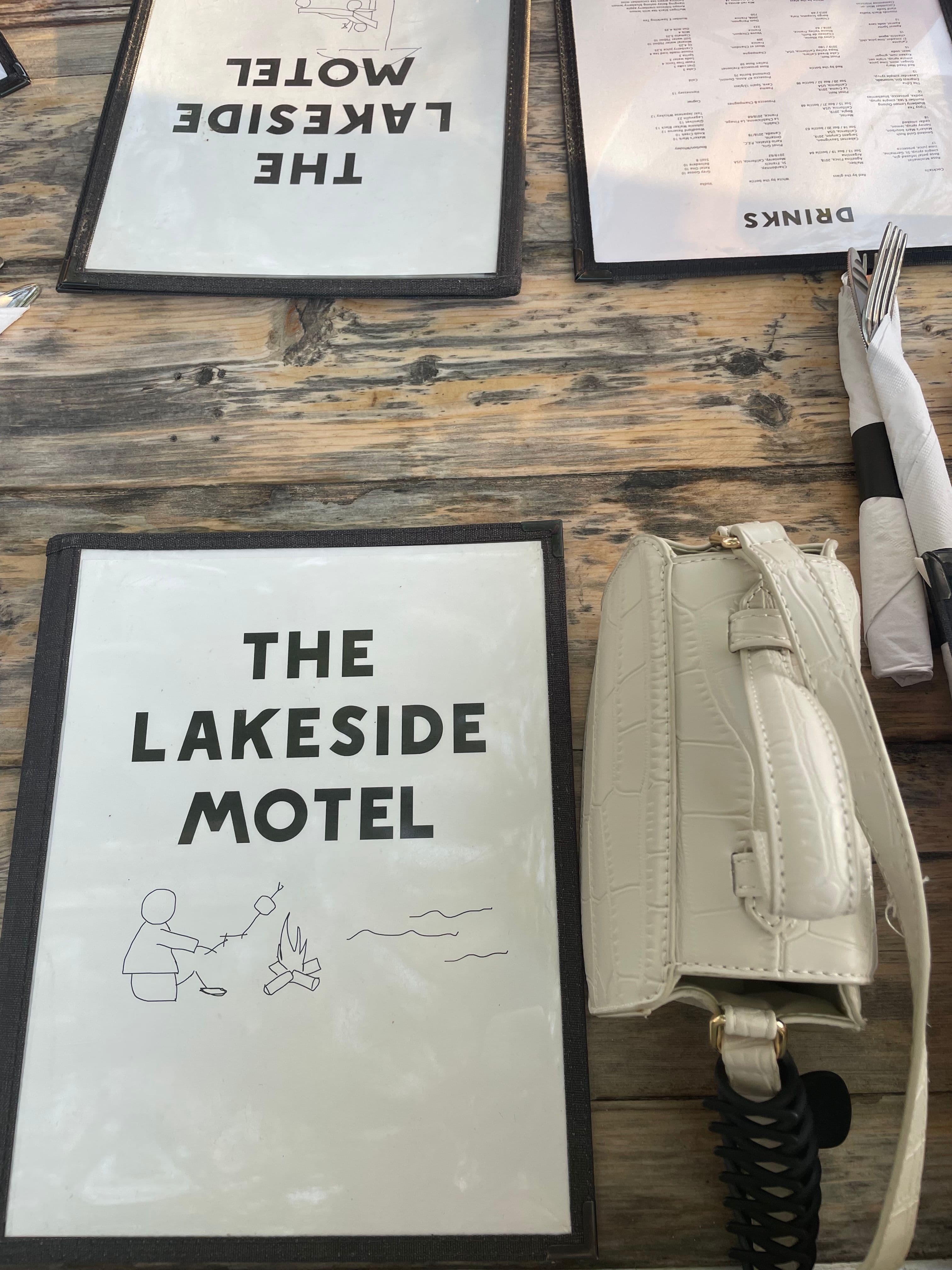 Image 4 of Dinner - Lakeside Motel.